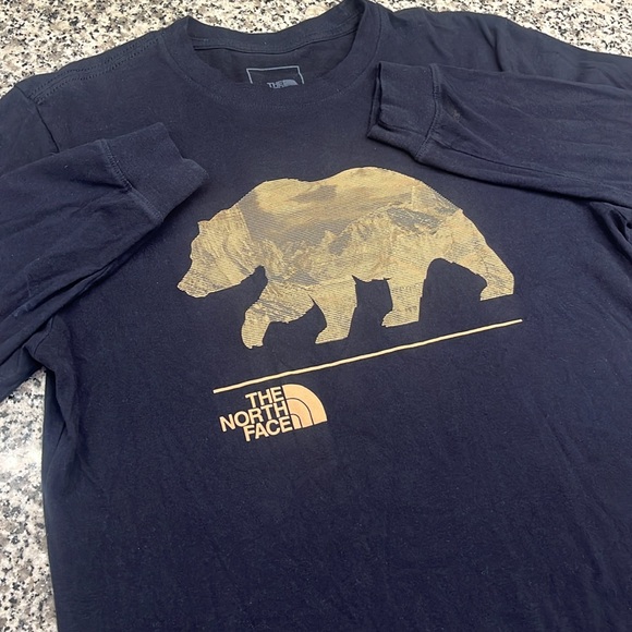 The North Face Bear Shirt Set (2) Short/Long- Size Small - Picture 4 of 7